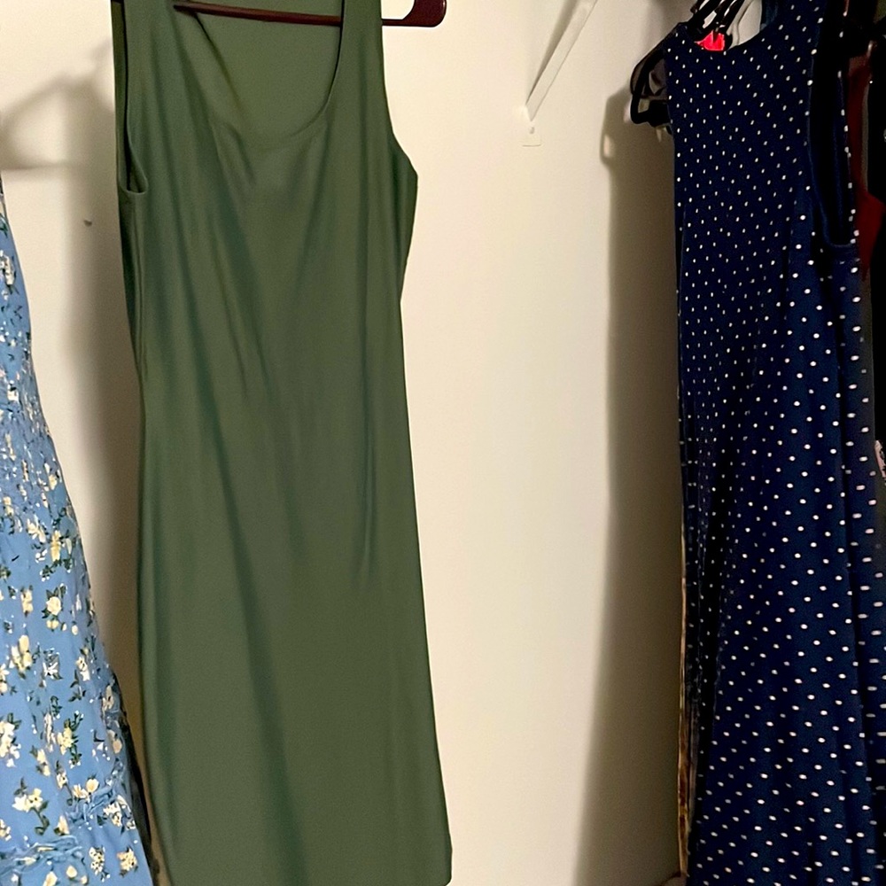 Green fitted dress